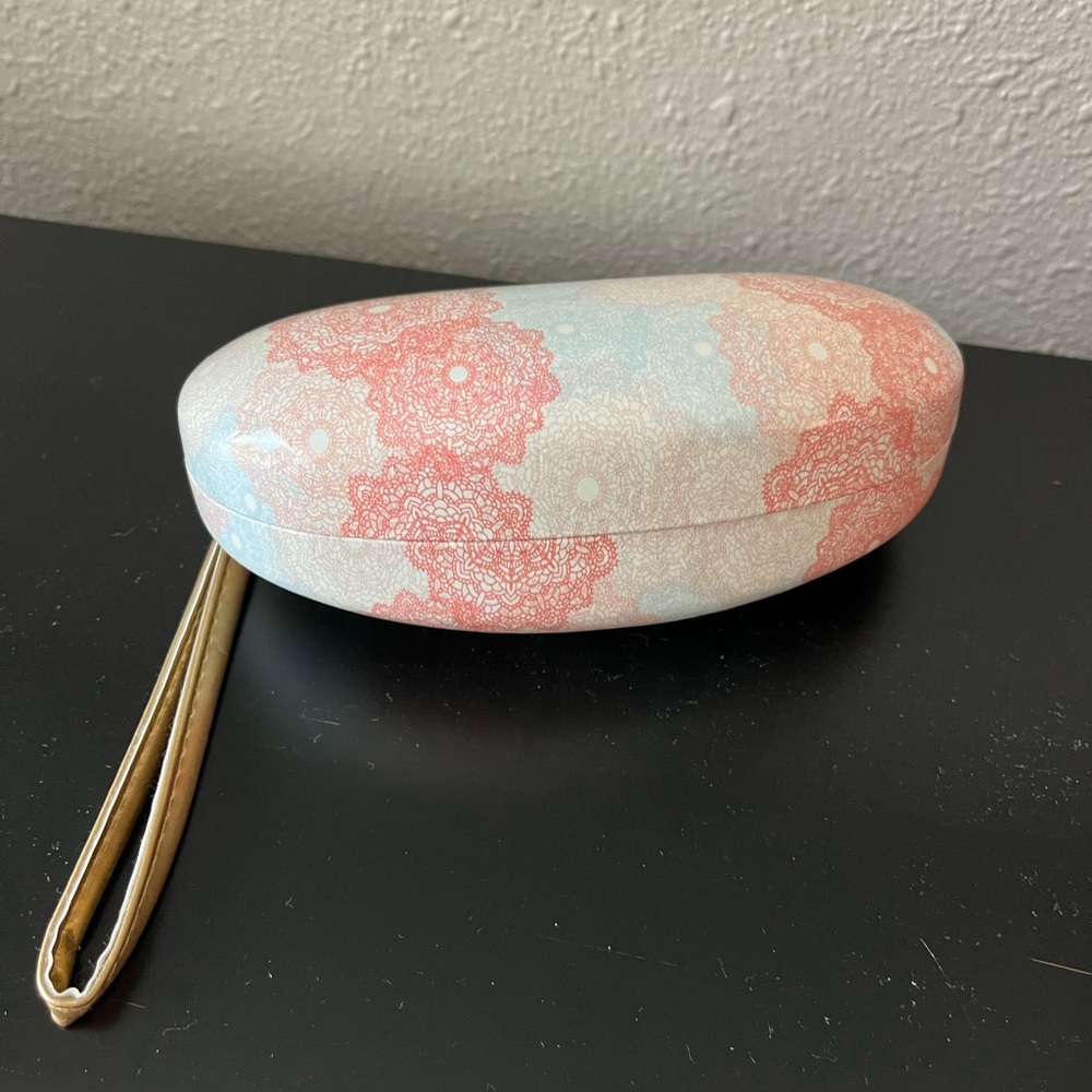 Nanette Lepore Hard Sided Sunglasses Case